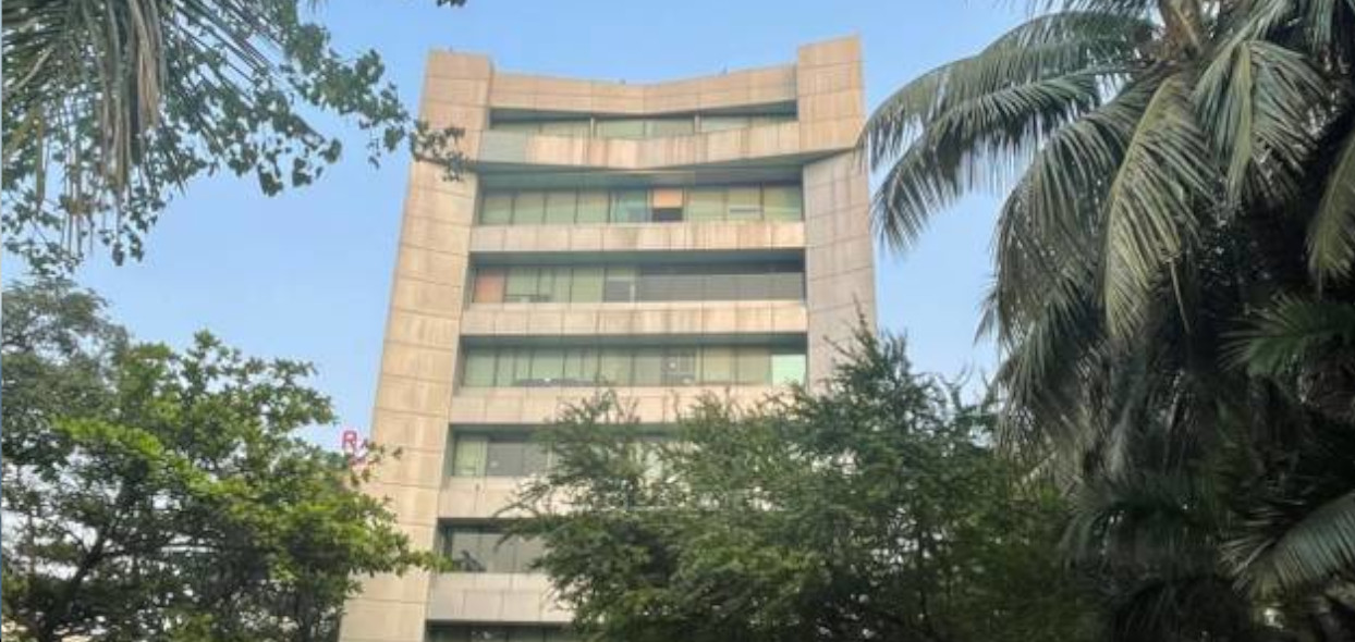 Knox Plaza — Office in Malad West